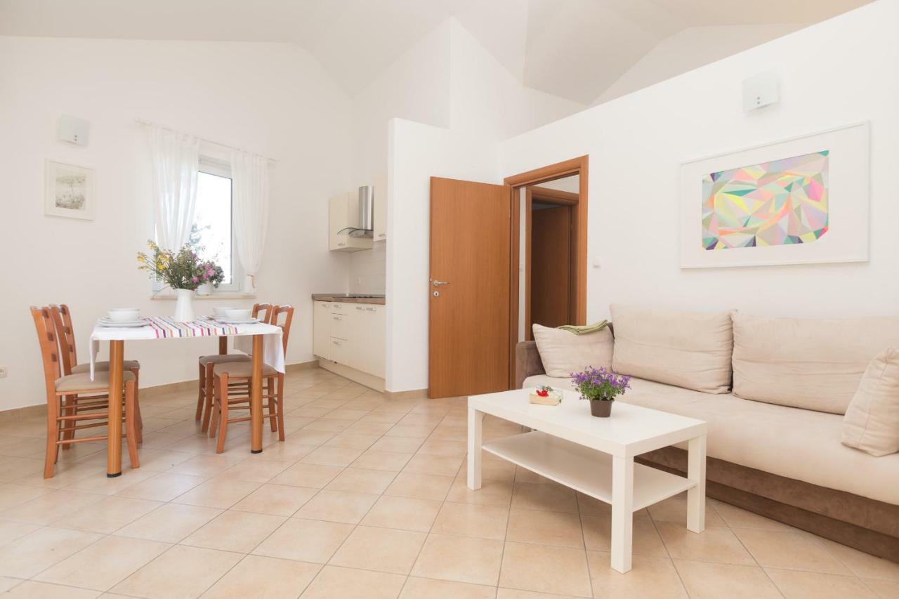 Alpeza Apartments 볼 외부 사진