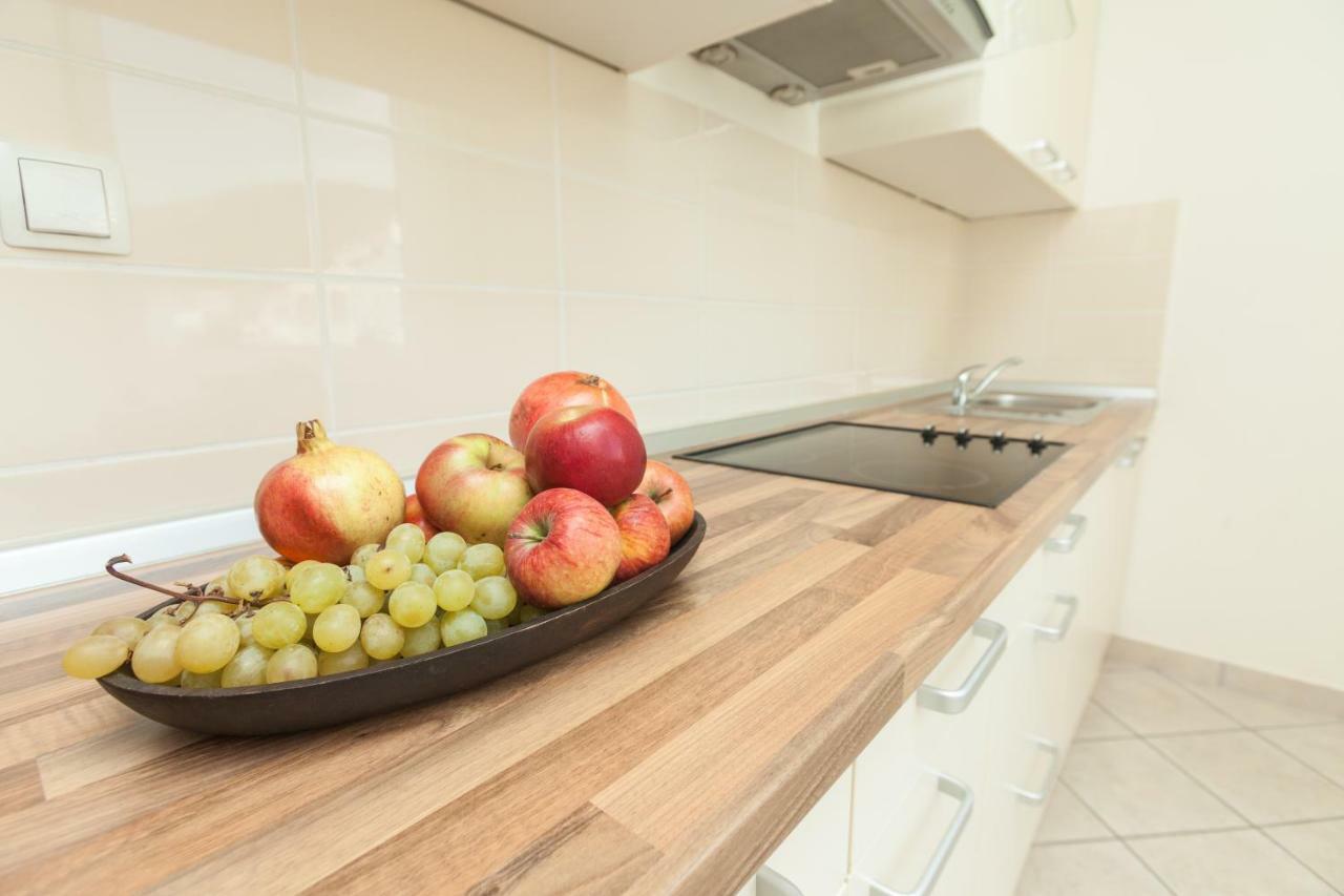 Alpeza Apartments 볼 외부 사진